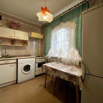Продається затишна 2к квартира на Олексіївці — 5 хв до метро! (Ул Ахсарова, Алексеевка) |75131
