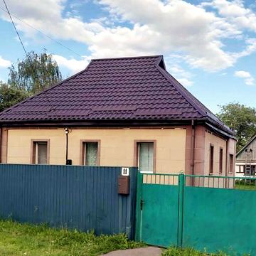 Будинок в м. Лубни (біля лікарні)