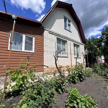 Продаж затишного дачного будинку біля річки в мальовничому місці!