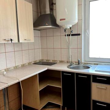 Квартира з власним двориком на Дальницькій