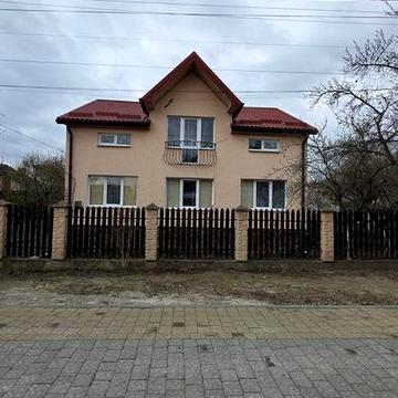 Продаж будинку м.Винники вул.Довбуша