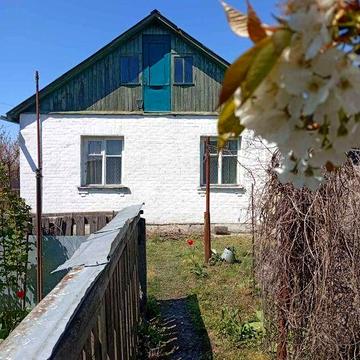 Пропонуємо до продажу будинок в центрі Фастова.