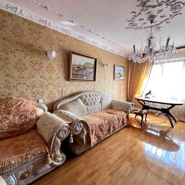 Продам 3 комн. квартиру на Бочарова возле Крымского бульвара по хорошей цене. єВідновлення