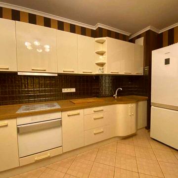 Продаж:  Простора 1-кімнатна квартира в ЖК “Космополітен” — комфорт бізнес-класу та розумна інвестиція в майбутнє, вул. Дегтярівська 25а к1 ЖК Космополітен