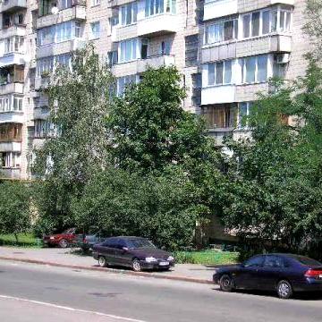 Аренда 3-ком кв 74м, 4/9 Соломенский р-н ул.Фучика 8.