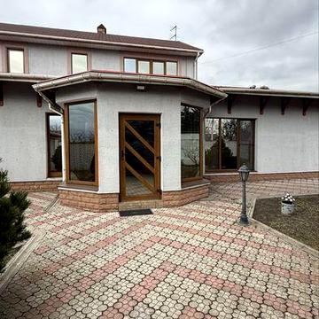 Будинок Космічний район