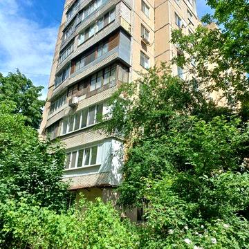 Продам 2к.Добровольского/ Бочарова