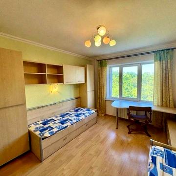 Продаж 3-кімнатна квартира від власника (84.3м2) з якісним ремонтом в Шевченковському районі, вул. Салютна 42/46, готова до заселення, без комісії