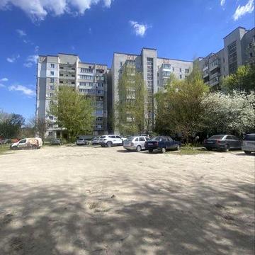 4-кімнатна квартира 80 м², 7/10 цегла, вул. Героїв Десантників
