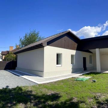 Продам дом. Реевка. 10соток земли