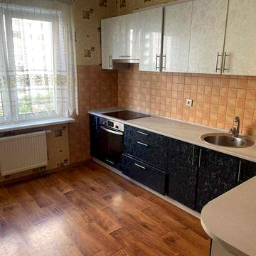 2-к. квартира на Позняках. Генератор. Здолбунівська, 13 ЖК Поетичний. 4 поверх