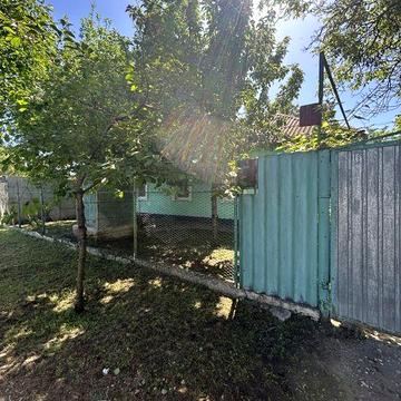 Продаж будинку в місті
