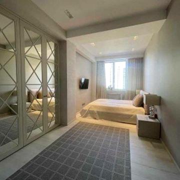 6-та станція Фонтану, 106 м², спецпроєкт із дорогим ремонтом для комфортного життя  є все необхідне.