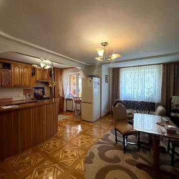Продам Великогабаритну Квартиру ! АГВ