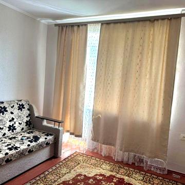 СДАМ 1кв. ост.Аптека (с мебелью и техн) цена 5 500 грн.