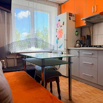 Продаж Однокімнатна квартира 35.5 кв.м. Чешка Свіжий ремонт меблі техніка.