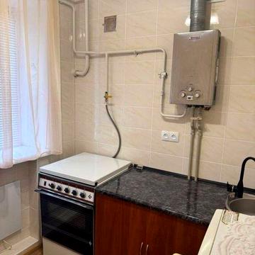 Здам в довгострокову оренду 2-к. квартиру в центрі міста