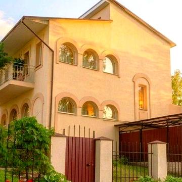 Продаж затишного будинку 180 кв.м з басейном та банею в Забуччі. Від власника без%
