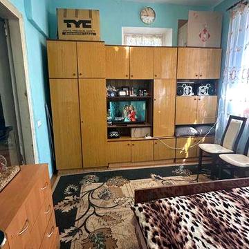 Продаж частини будинку в центрі Камянського