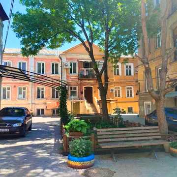 3-хкомн. квартира в Центре 70 м, жилая, рядом Дерибасовская и Новый рынок.