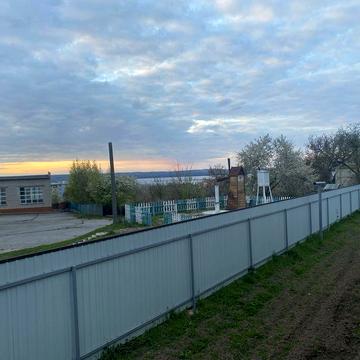 Продається будинок 117кв.м  поруч зі школою, на два окремих входи.Держ.програми