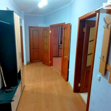Продаж 3к Квартира Затишна (Уютна) вулиця