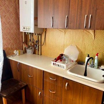 Продам 1 кімнатну квартиру в Овручі по вул. Ващука. 2 поверх