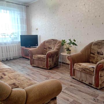 Продается 2 х комнатная квартира район 700 Летия