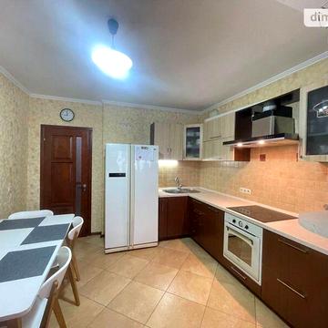 Продаж 2к Квартира Богдана Хмельницького бульвар