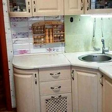 продається 2 к. квартира в Олександрії