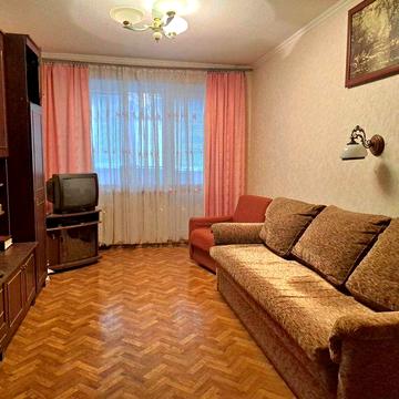 Продам большую 3 к квартиру Победа -4 (бул. Славы, 8). Ключи.