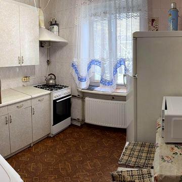 Здам 1 кімн. квартиру,  вул. Джохара Дудаева 2, Соломянський район.