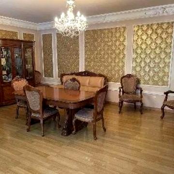 Кінна вул.