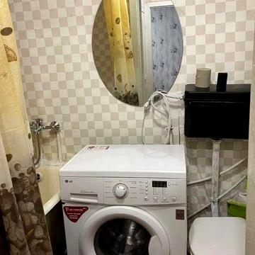 Здам квартиру 2 кімнатну терміново