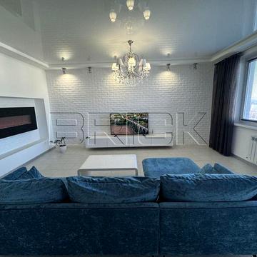 Продаж Саперно-Слобідська 10 Квартира 108 м2 Голосієво