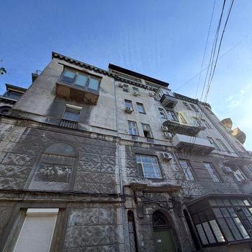 Продам просторную квартиру Центр города, Екатерининская, Ланжероновская.