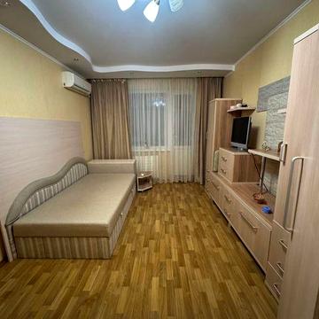 Сдам двухкомнатную квартиру р-н Нива