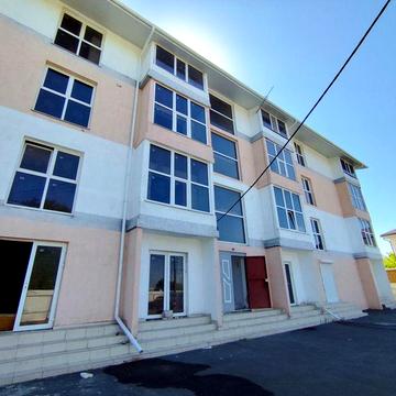 Продам 1-кімнатну квартиру під Ваш дизайн.Таирово.Новый дом.(322-751)