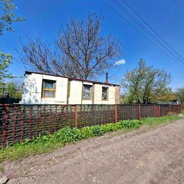 Продається затишна дача в кооперативі «Радист»