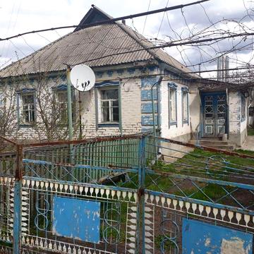 Будинок з газом та твердопаливним опаленням, ділянка 70 сот  родючого чернозему