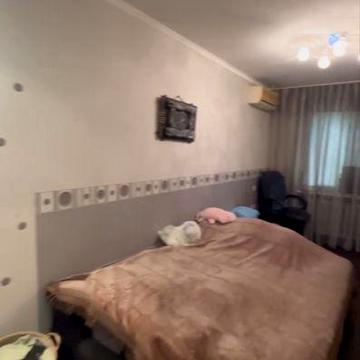 Срочно! 4-комн кв как дом 83м2 за 55000у.е парковка палисадник подвал двухконтурный газовый котёл и электрокотёл Черёмушки парк Марка Твена