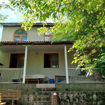 Продам житловий будинок біля озера у с. Горбовичі