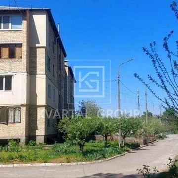 Продаж однокімнатної квартири 43 м. кв. у с.Капітанівка. Поряд ліс.
