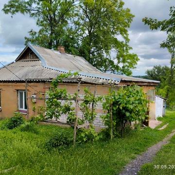 Продається житловий будинок