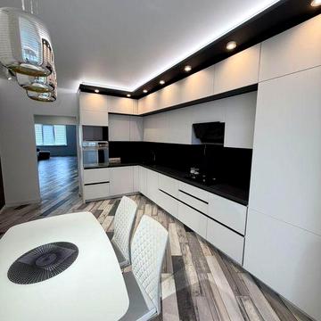 Продам дворівневу 3 к квартиру в Корабельному районі- вул. Самойловича