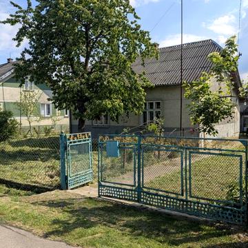 Продаж будинку в селі