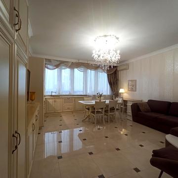 Шевченка просп., 33б