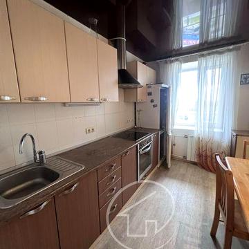 3к квартира в 9 мкр-ні
