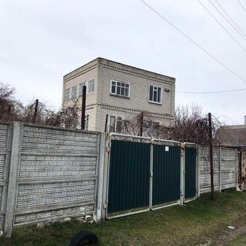 Продається 2-поверховий будинок із землею в с.Успенка (біля р.Дніпро)