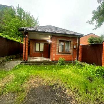 Будинок у районі Центрального ринку. 100 м², 4 сотки землі, автономне газове